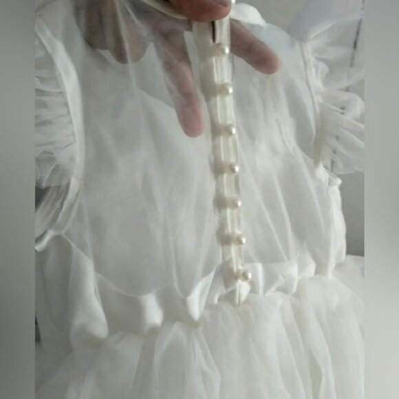 👗 Charming White Tulle Dress for Little Girls, flower girl👗 - Picture 8 of 9
